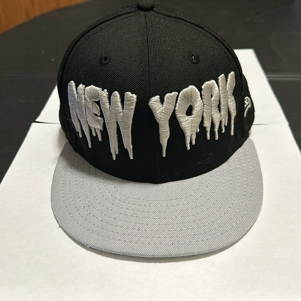 New York Yankees New Era Men Fitted Hat